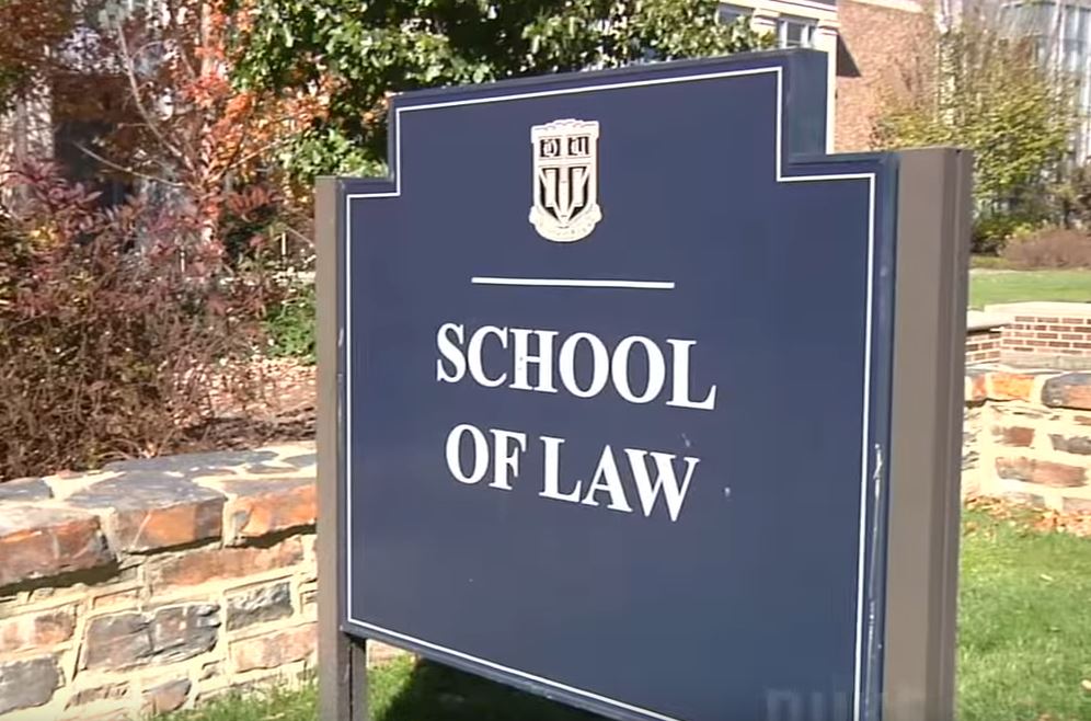 MLaw, Attorney at Law & Accredited Notary Public, Alexandra Müller