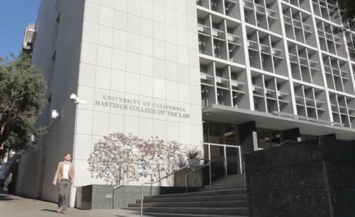 Attorneyatlaw and Notary Public Christian Hew (English Speaking Lawyer in Davos Canton of