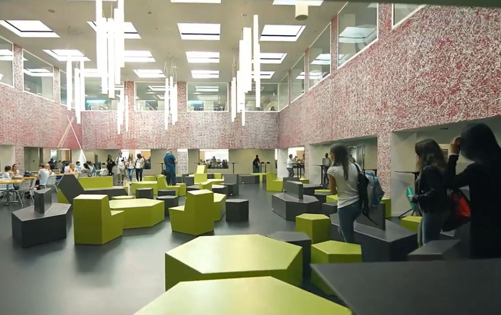 MLaw, Attorney at Law & Accredited Notary Public, Alexandra Müller (English Speaking Lawyer for